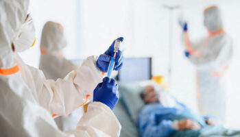 Khi nào Covid-19 mới kết thúc? Kịch bản nào cho Coronavirus?