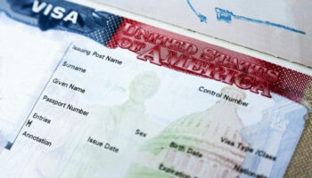 Sự khác biệt giữa Visa EB-5 và Visa E-2