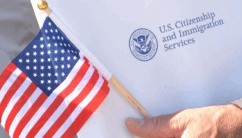 Sở di trú Mỹ mở cửa hoạt động trở lại từ đầu tháng 6/2020