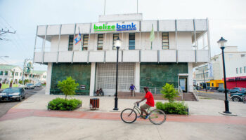 Ngân hàng tốt nhất Caribbean, ngân hàng nào tốt nhất để gửi tiền năm 2021?