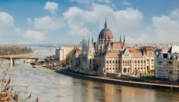 Cơ hội cuối cùng nhận ưu đãi 10.000 EUR chương trình định cư Hungary