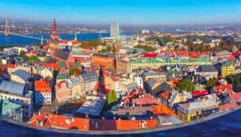 Chính phủ Latvia quyết định dừng chương trình Golden Visa