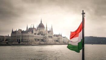 Thẻ định cư Hungary 5 năm – lựa chọn tối ưu cho các nhà đầu tư xứng tầm