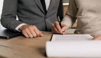 Người nước ngoài cần đầu tư bao nhiêu vào quỹ để lấy Golden Visa Bồ Đào Nha?