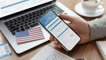 Hướng dẫn chi tiết cách check tình trạng visa Mỹ