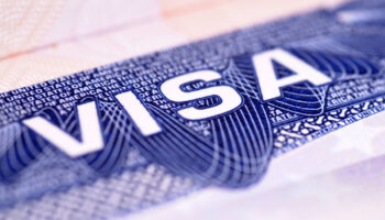 Thẻ xanh Mỹ là gì? Quyền lợi của người sở hữu Permanent Resident card